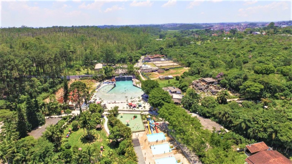 Área do clube vista em foto aérea